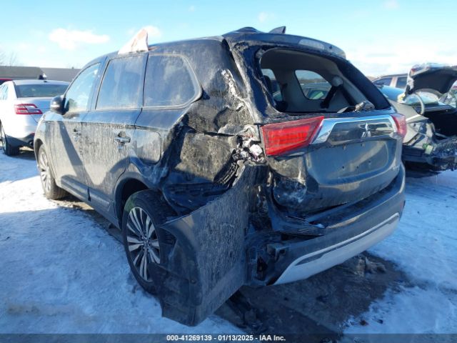 2019 MITSUBISHI OUTLANDER JA4AZ3A3XKZ029213 Photo 2