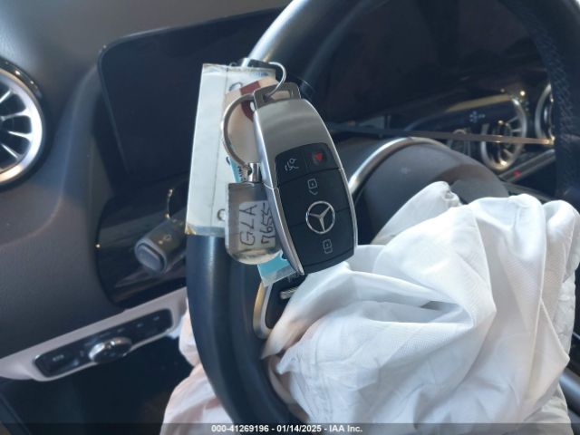 W1N4N4HB3NJ411662 Mercedes-Benz Gla 250 4matic