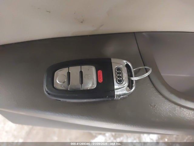 WA1LFAFP3EA036637 Audi Q5 2.0t Premium