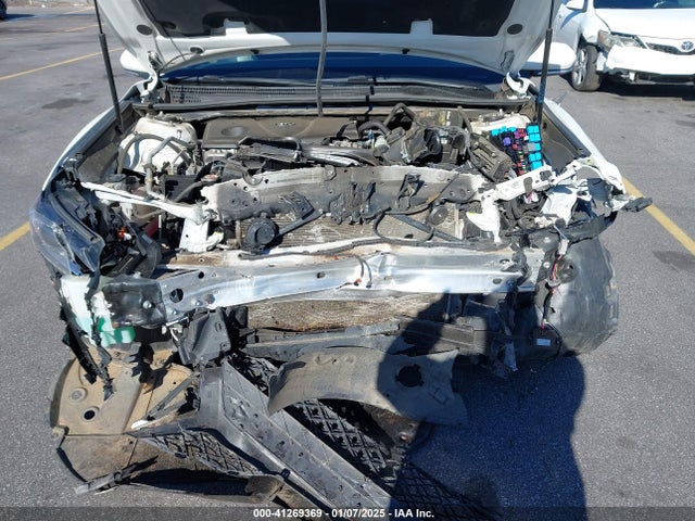JTNB11HK8J3003077 Toyota CAMRY SE
