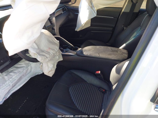 JTNB11HK8J3003077 Toyota CAMRY SE