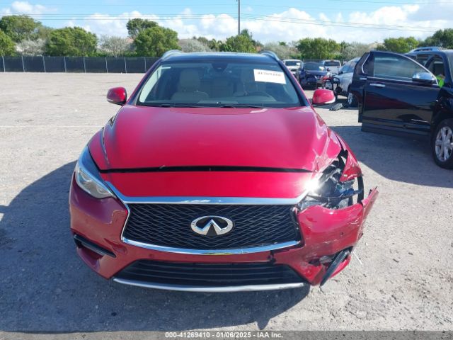 SJKCH5CP8JA052755 Infiniti Qx30 Premium