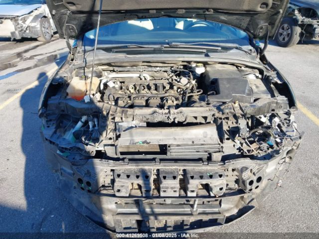1FADP3N28JL293970 Ford Focus Titanium