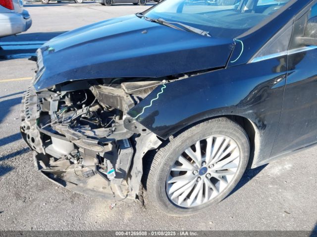 1FADP3N28JL293970 Ford Focus Titanium