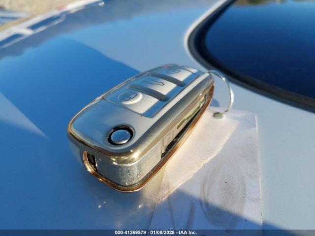 WA1BFCFS9FR002541 Audi Q3 2.0t Premium Plus