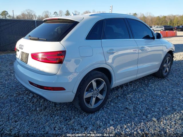 WA1BFCFS9FR002541 Audi Q3 2.0t Premium Plus