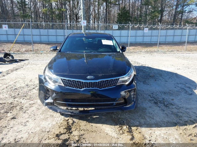 5XXGT4L33JG186703 KIA Optima S