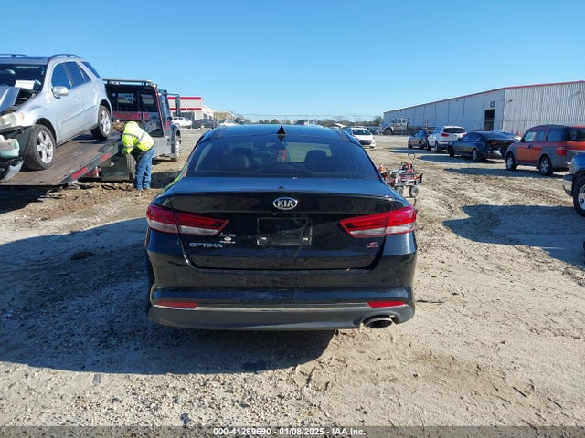 5XXGT4L33JG186703 KIA Optima S