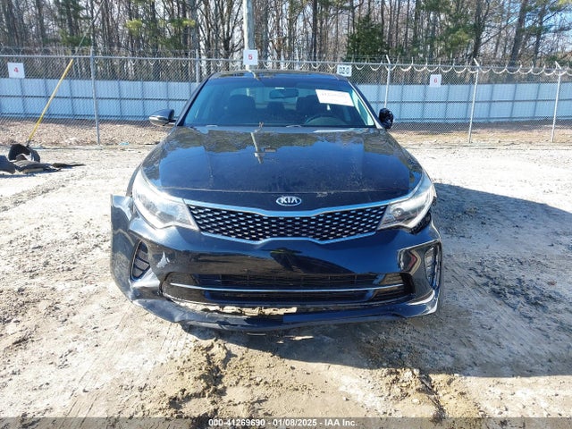 5XXGT4L33JG186703 KIA Optima S
