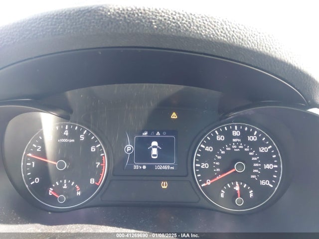 5XXGT4L33JG186703 KIA Optima S