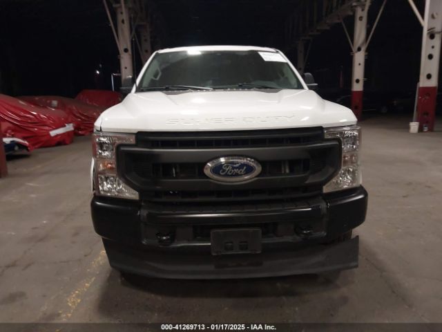 1FT7X2B65NEE69263 Ford F-250 Xl