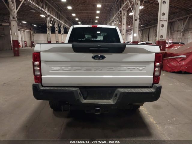 1FT7X2B65NEE69263 Ford F-250 Xl