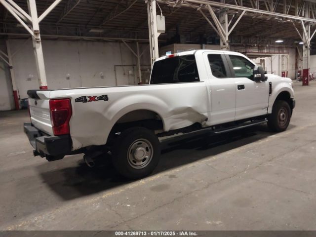 1FT7X2B65NEE69263 Ford F-250 Xl