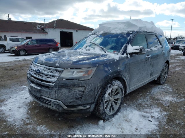 Ford Explorer Limited 2018 1FM5K7F88JGA85678 Image 2