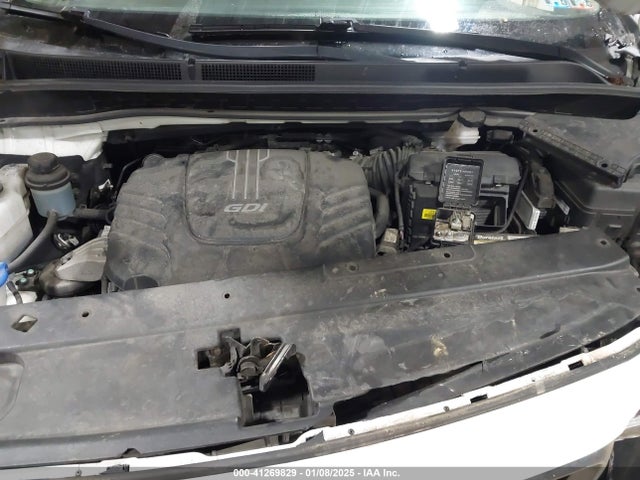 KIA SEDONA LX 2017 KNDMB5C18H6226664 Image 10