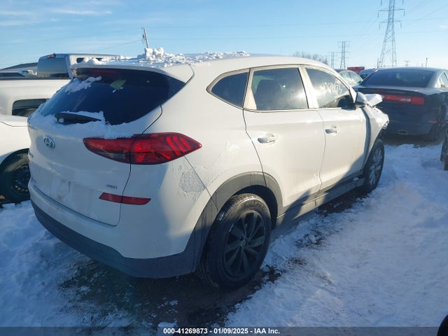 KM8J2CA40KU852986 Hyundai TUCSON SE