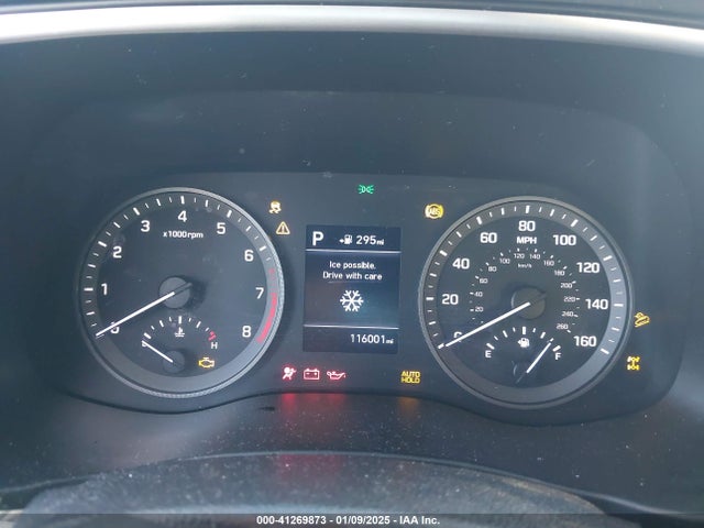 KM8J2CA40KU852986 Hyundai TUCSON SE