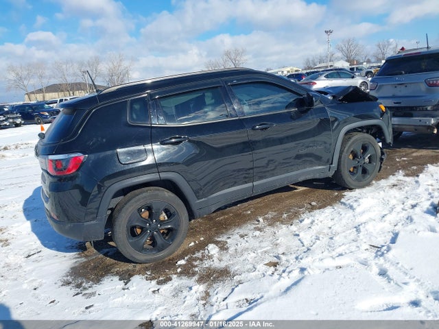 3C4NJDBB5JT456007 Jeep Compass Altitude 4x4