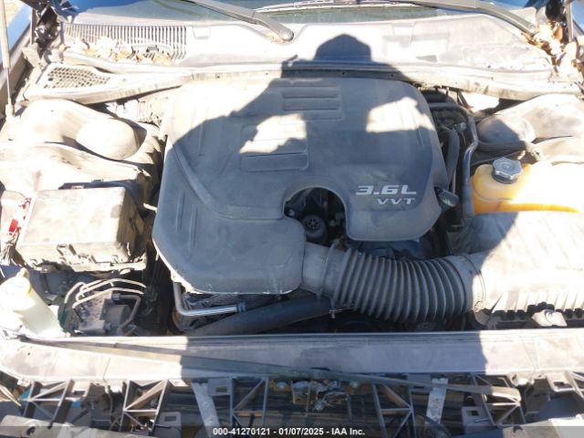 2C3CDZGG3KH718590 Dodge Challenger Sxt Awd