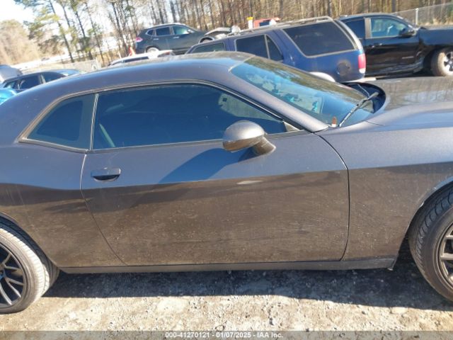 2C3CDZGG3KH718590 Dodge Challenger Sxt Awd