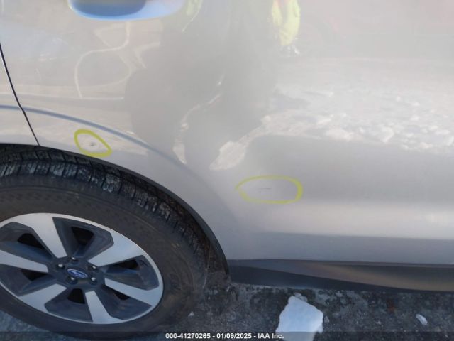 JF2SJABC3JH576771 Subaru Forester 2.5i