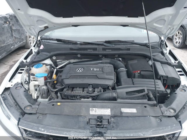 3VWD17AJ0FM303409 Volkswagen Jetta 1.8t Se