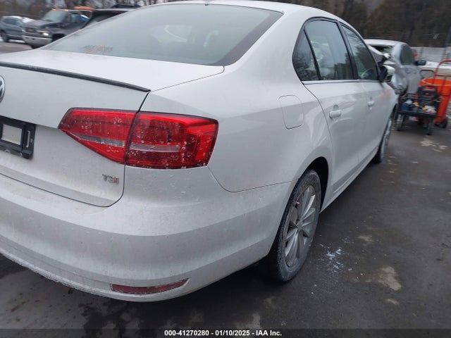 3VWD17AJ0FM303409 Volkswagen Jetta 1.8t Se