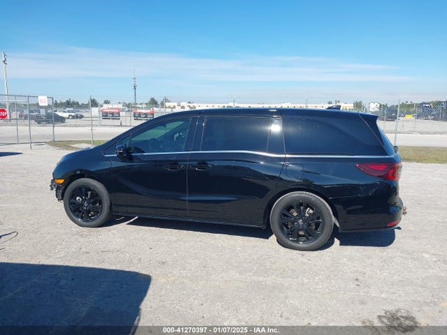 5FNRL6H75PB037804 Honda Odyssey Sport