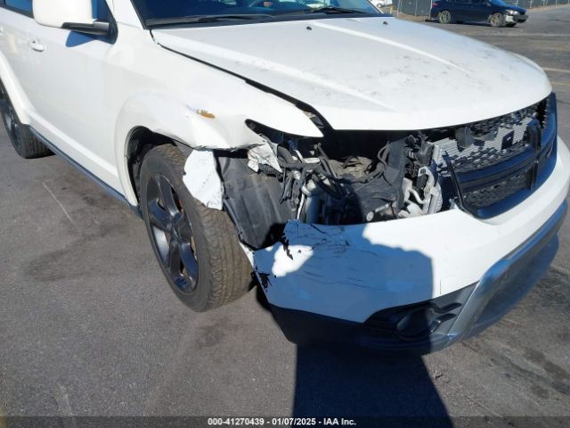 3C4PDCGB9LT220238 Dodge Journey Crossroad