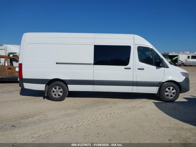 W1Y40CHY3NT118994 Mercedes-Benz Sprinter 2500 High Roof I4