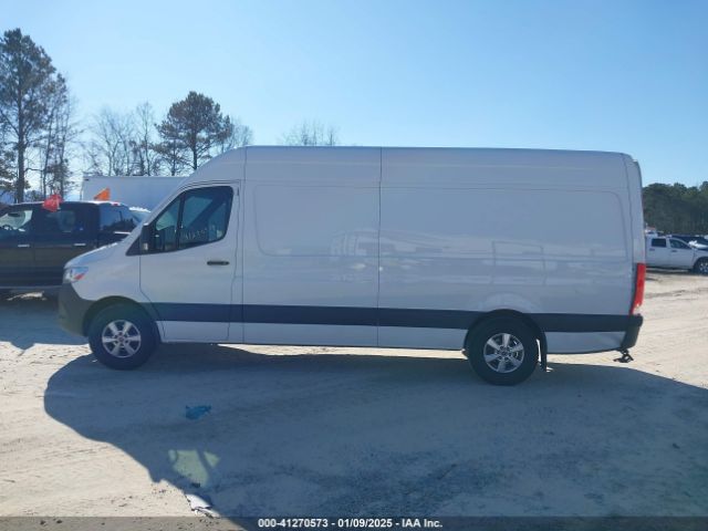 W1Y40CHY3NT118994 Mercedes-Benz Sprinter 2500 High Roof I4