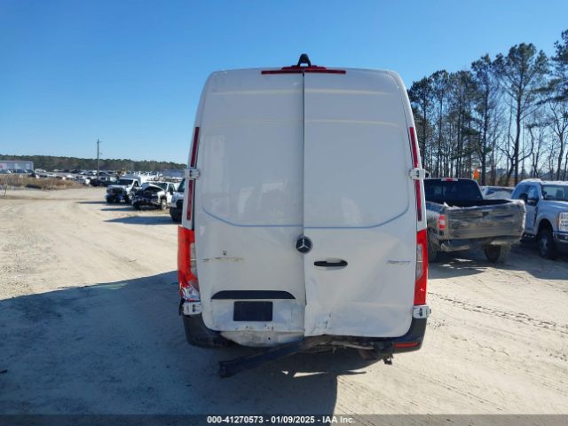 W1Y40CHY3NT118994 Mercedes-Benz Sprinter 2500 High Roof I4