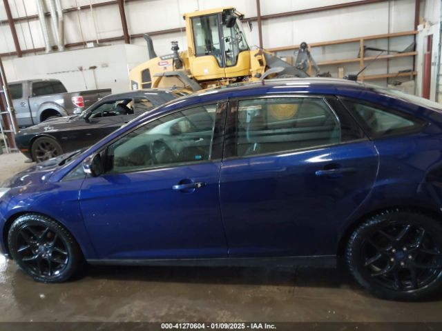 1FADP3F27GL275662 Ford FOCUS SE