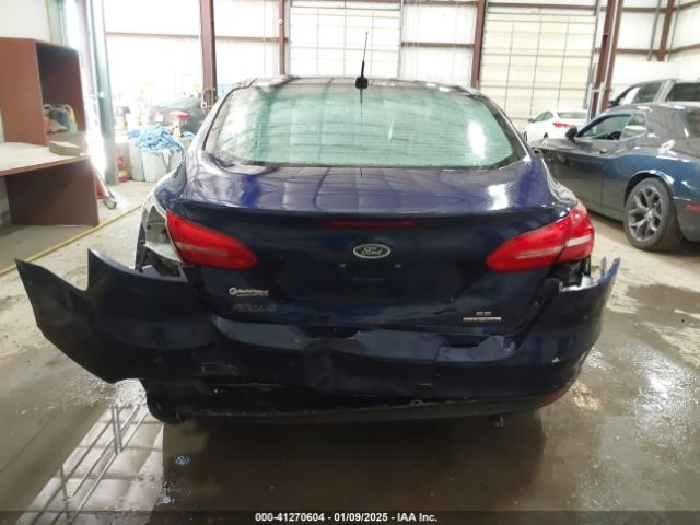 1FADP3F27GL275662 Ford FOCUS SE