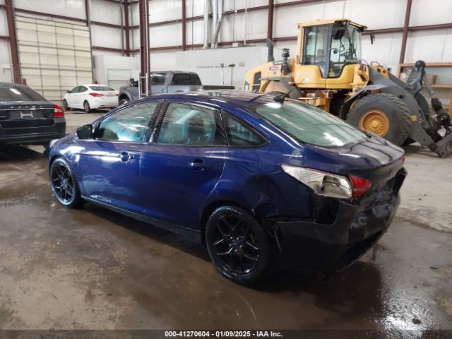 1FADP3F27GL275662 Ford FOCUS SE