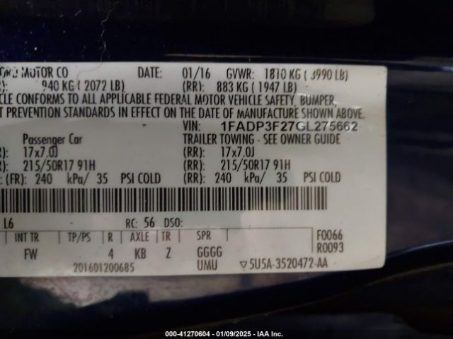 1FADP3F27GL275662 Ford FOCUS SE