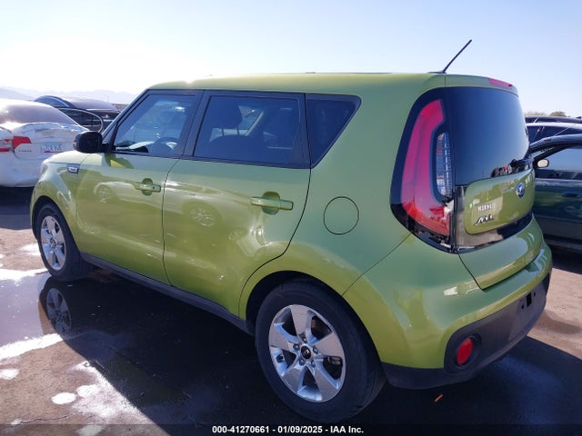 KNDJN2A2XH7887627 KIA Soul