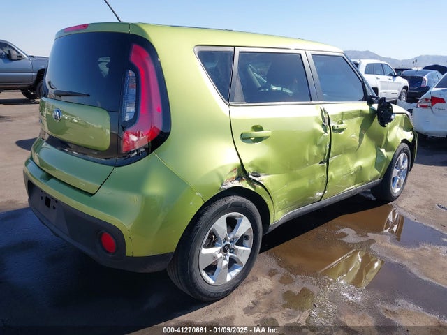 KNDJN2A2XH7887627 KIA Soul