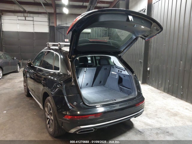 2023 AUDI Q5 WA1EAAFY4P2075816 Photo 2