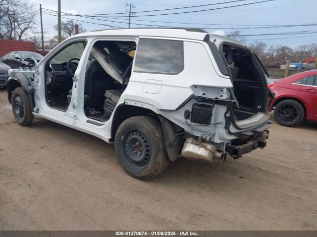 1C4RJKDG2N8561607 Jeep Grand Cherokee L Overland 4x4