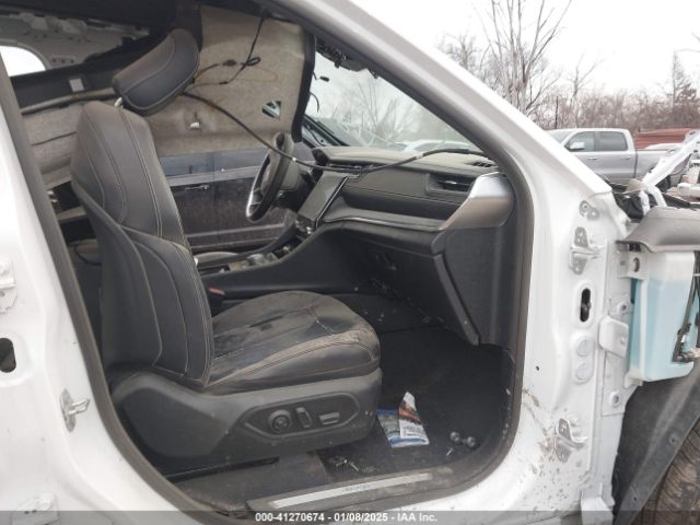 1C4RJKDG2N8561607 Jeep Grand Cherokee L Overland 4x4