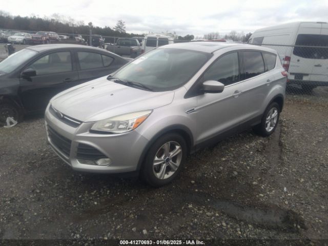 1FMCU0GX1EUE10256 Ford ESCAPE SE