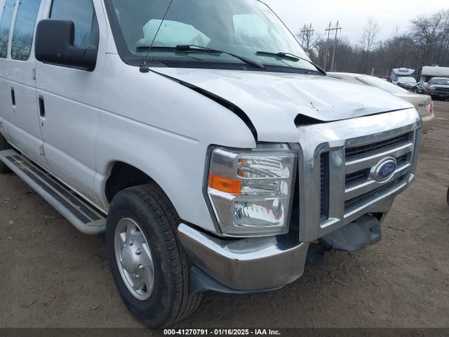 Ford E-250 Commercial 2014 1FTNE2EW8EDA43758 Image 17