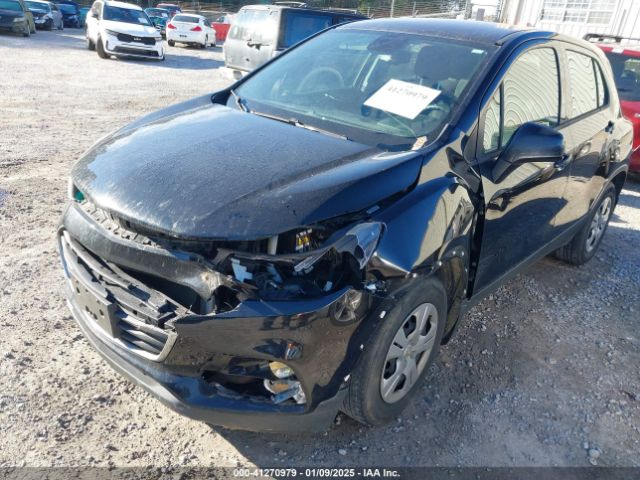 3GNCJKSB2JL316368 Chevrolet TRAX LS