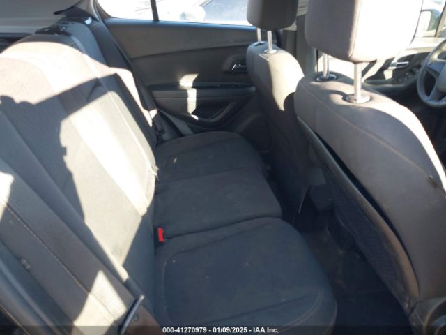 3GNCJKSB2JL316368 Chevrolet TRAX LS