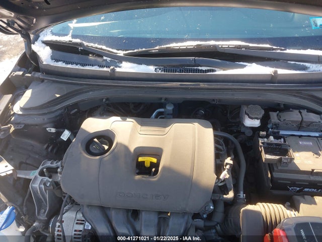 Hyundai ELANTRA SE 2019 5NPD74LF7KH433017 Image 10