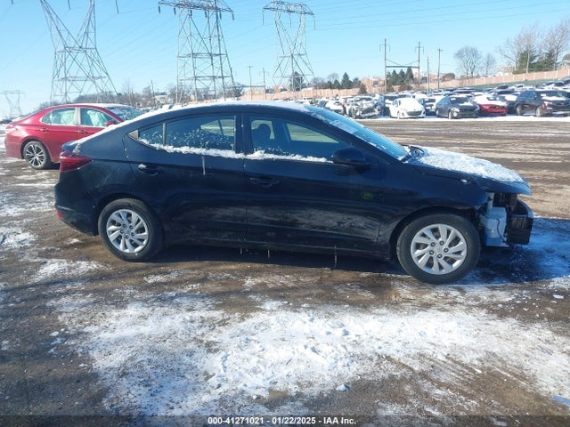 Hyundai ELANTRA SE 2019 5NPD74LF7KH433017 Image 13