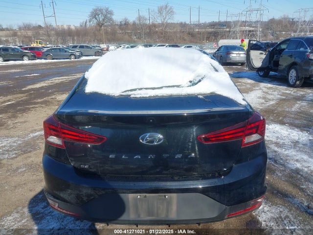 Hyundai ELANTRA SE 2019 5NPD74LF7KH433017 Image 16