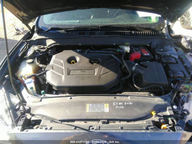 3FA6P0T99HR305465 Ford FUSION SE