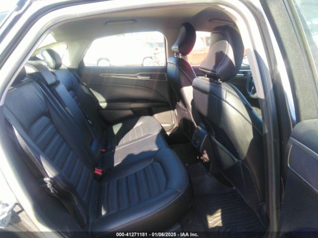 3FA6P0T99HR305465 Ford FUSION SE